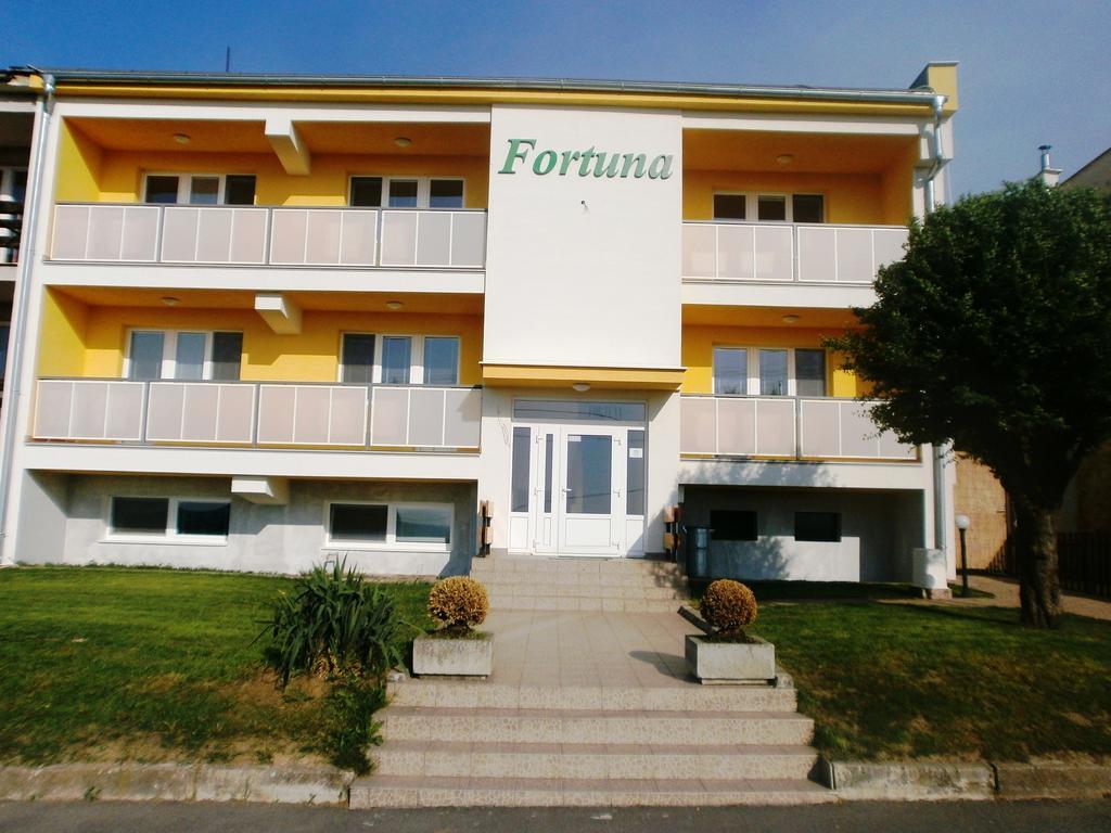 Penzion Fortuna Dudince Luaran gambar